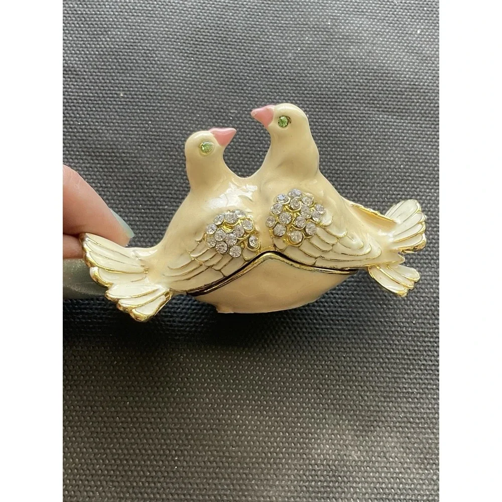 Vintage Enameled Hinged Trinket Box Two Doves Love Birds Collectible Decorative